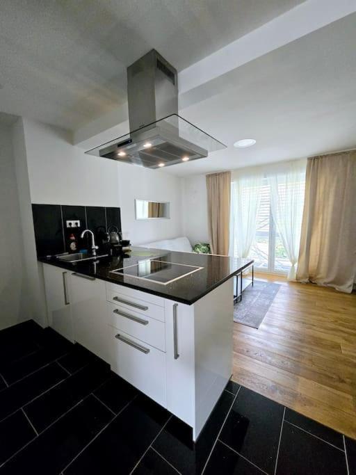 Apartamento Elegantes Riverside Colónia
