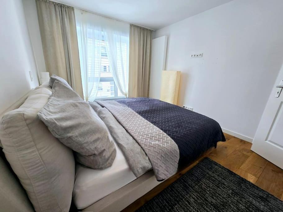 Apartamento Elegantes Riverside Colónia